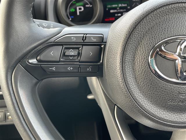 ヤリスクロス ハイブリッドG ワンオーナー 純正ディスプレイオーディオ Bluetooth MiraCast 全方位カメラ 前後ドライブレコーダー ビルトインETC 前席シートヒーター ステアリングヒーター LEDヘッドランプ(4枚目)