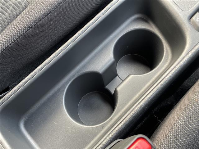 ヤリスクロス ハイブリッドG ワンオーナー 純正ディスプレイオーディオ Bluetooth MiraCast 全方位カメラ 前後ドライブレコーダー ビルトインETC 前席シートヒーター ステアリングヒーター LEDヘッドランプ(12枚目)