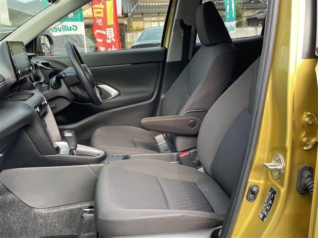 ヤリスクロス ハイブリッドG ワンオーナー 純正ディスプレイオーディオ Bluetooth MiraCast 全方位カメラ 前後ドライブレコーダー ビルトインETC 前席シートヒーター ステアリングヒーター LEDヘッドランプ(18枚目)