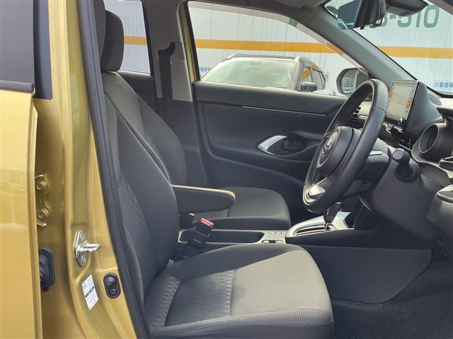 ヤリスクロス ハイブリッドG ワンオーナー 純正ディスプレイオーディオ Bluetooth MiraCast 全方位カメラ 前後ドライブレコーダー ビルトインETC 前席シートヒーター ステアリングヒーター LEDヘッドランプ(24枚目)