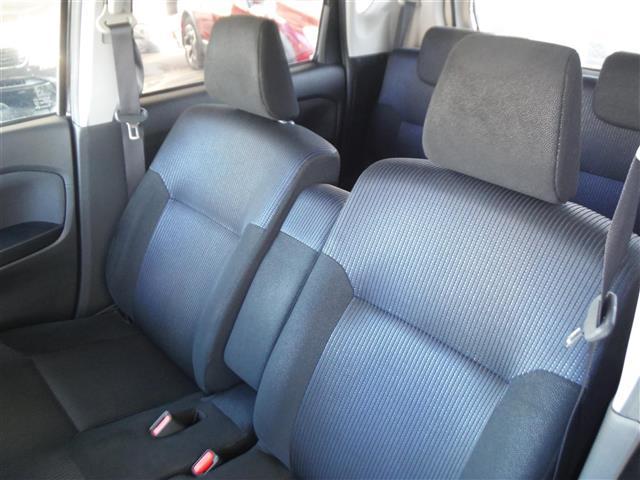 ステラ カスタムＲ　スマートアシスト　Ａライト　ｂｌｕｅｔｏｏｔｈ　１オーナー　キーレス　ＬＥＤヘッドランプ　スマートキー　ＤＶＤ再生　ＥＳＣ　メモリーナビ　ナビＴＶ　パワーウインド　フルオートエアコン　ＡＢＳ　フルセグＴＶ　エアロ（19枚目）