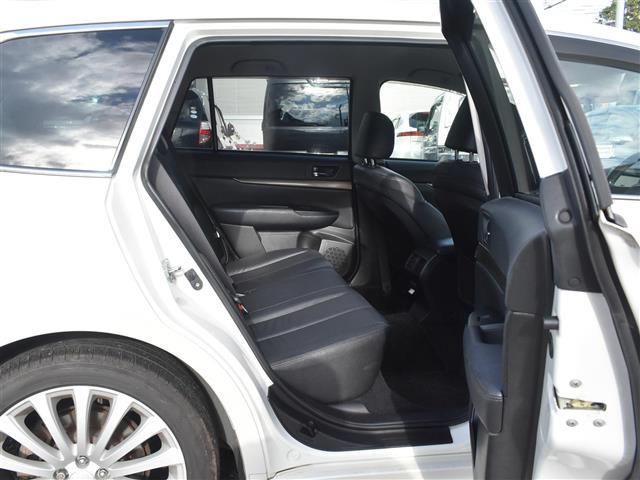 レガシィツーリングワゴン 2.5iアイサイト 本革シート キーフリー フルタイム4WD ETC車載器 VDC パワーシート クルーズコントロール DVD再生 1オーナー AAC Bモニター シートヒーター サイドエアバッグ オートライト ABS(16枚目)