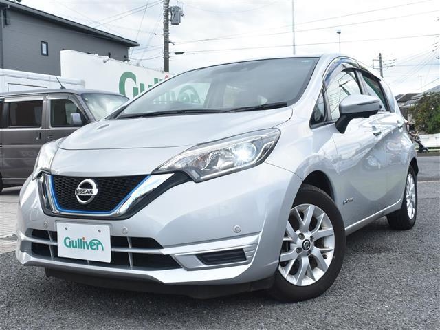 ノート e-パワー X Vセレクション アラウンドカメラ 運転席助手席エアバック Cソナー 寒冷地仕様 エアバッグ 横滑防止 地デジ BT接続 衝突被害軽減装置 Aライト LEDヘッドライト パワーウインドウ DVD ETC スマートキー(3枚目)