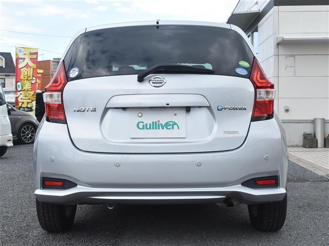 ノート e-パワー X Vセレクション アラウンドカメラ 運転席助手席エアバック Cソナー 寒冷地仕様 エアバッグ 横滑防止 地デジ BT接続 衝突被害軽減装置 Aライト LEDヘッドライト パワーウインドウ DVD ETC スマートキー(8枚目)