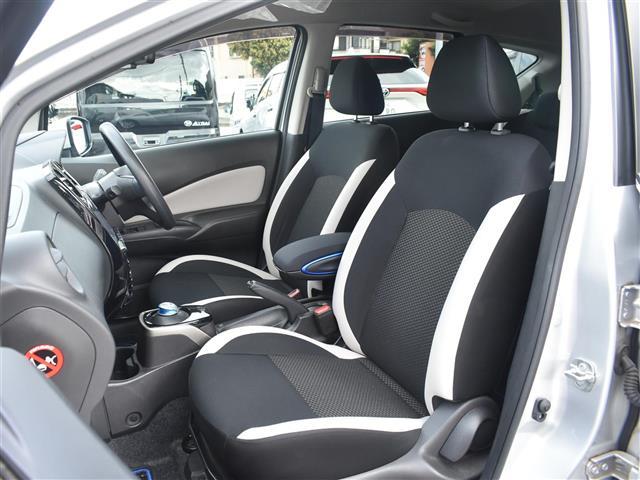 ノート e-パワー X Vセレクション アラウンドカメラ 運転席助手席エアバック Cソナー 寒冷地仕様 エアバッグ 横滑防止 地デジ BT接続 衝突被害軽減装置 Aライト LEDヘッドライト パワーウインドウ DVD ETC スマートキー(14枚目)