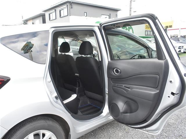 ノート e-パワー X Vセレクション アラウンドカメラ 運転席助手席エアバック Cソナー 寒冷地仕様 エアバッグ 横滑防止 地デジ BT接続 衝突被害軽減装置 Aライト LEDヘッドライト パワーウインドウ DVD ETC スマートキー(15枚目)