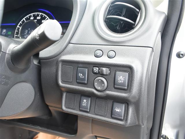 ノート e-パワー X Vセレクション アラウンドカメラ 運転席助手席エアバック Cソナー 寒冷地仕様 エアバッグ 横滑防止 地デジ BT接続 衝突被害軽減装置 Aライト LEDヘッドライト パワーウインドウ DVD ETC スマートキー(26枚目)