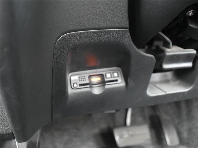 フィット 13G・スマートセレクション ファインスタイル ワンオーナー BTオーディオ 地デジTV ETC ドアバイザー インテリキー キーレス メモリナビ フルオートエアコン 1オーナー パワーウィンドウ 地デジTV ECON ETC オートライト(12枚目)