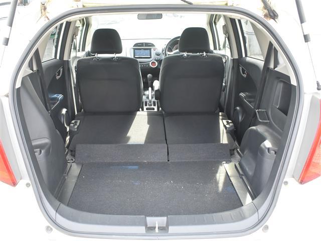 フィット 13G・スマートセレクション ファインスタイル ワンオーナー BTオーディオ 地デジTV ETC ドアバイザー インテリキー キーレス メモリナビ フルオートエアコン 1オーナー パワーウィンドウ 地デジTV ECON ETC オートライト(30枚目)