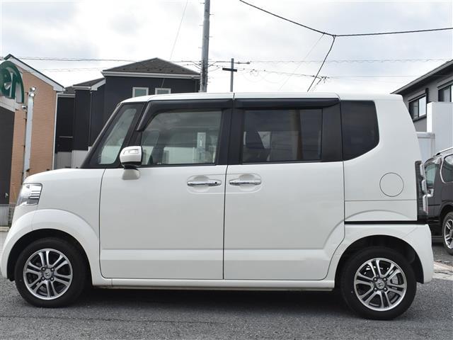 N-BOX G・ターボLパッケージ ワンオーナー 両側パワスラ Bカメラ ETC ワンセグTV ドアバイザー タ-ボ リモコンキー DVD再生可 Bカメ フルフラット ワンオーナ車 両側PSD ナビTV オートライト Wエアバック(4枚目)