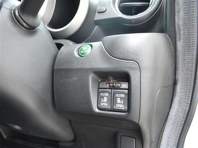 N-BOX G・ターボLパッケージ ワンオーナー 両側パワスラ Bカメラ ETC ワンセグTV ドアバイザー タ-ボ リモコンキー DVD再生可 Bカメ フルフラット ワンオーナ車 両側PSD ナビTV オートライト Wエアバック(11枚目)