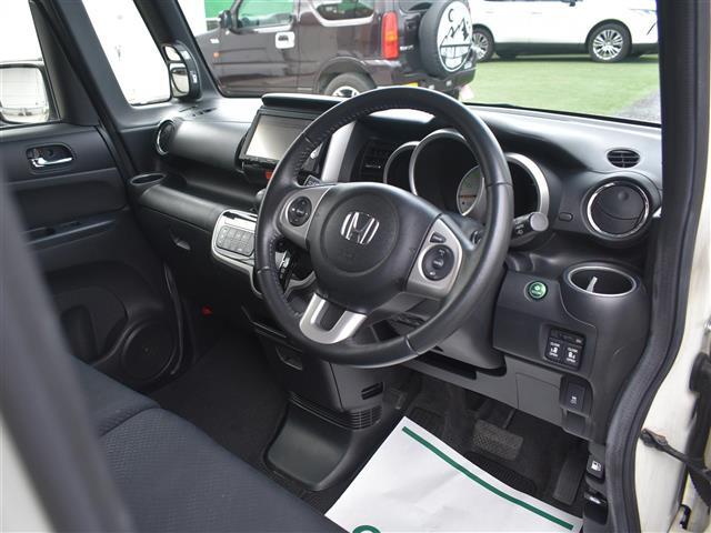 N-BOX G・Lパッケージ 両側パワスラ ETCバックカメラ ドアバイザー 両PSD I-STOP オートクルーズコントロール BTオーディオ カラーバックモニター 全席PW ナビテレビ 1セグ AAC 横滑り防止 DVD再生(11枚目)