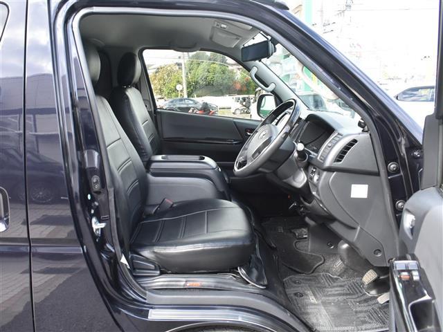 ハイエースバン スーパーＧＬ　ダークプライム　ベットキット　社外デジタルインナー　ＡＣ１００Ｖ　１００Ｗコンセント　両側スライド　ＢＴ接続　キーフリー　オートエアコン　Ｂカメ　パワーウィンド　ＬＥＤライト　パワーステアリング　オートライト　ＡＢＳ（25枚目）