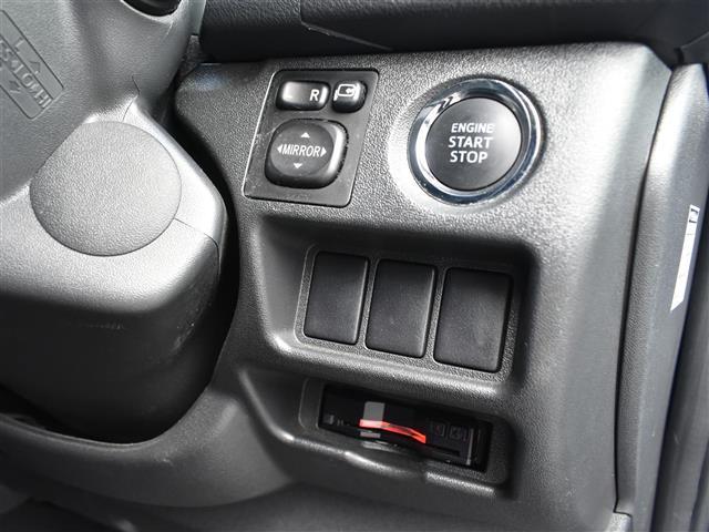 ハイエースバン スーパーＧＬ　ダークプライム　ベットキット　社外デジタルインナー　ＡＣ１００Ｖ　１００Ｗコンセント　両側スライド　ＢＴ接続　キーフリー　オートエアコン　Ｂカメ　パワーウィンド　ＬＥＤライト　パワーステアリング　オートライト　ＡＢＳ（40枚目）