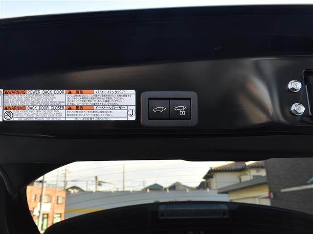ヤリスクロス Ｚ　ハンズフリーパワーバックドア　ＥＴＣ２．０　ＢＬＵＥＴＯＯＴＨ　バックモニタ　ワンオーナ　横滑り防止システム　追従式クルーズコントロール　ＥＴＣ２．０　カーテンエアバッグ　エアコン　スマートキ－（6枚目）