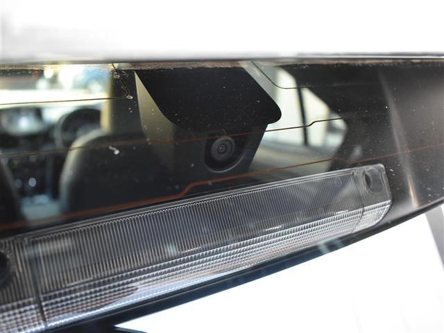 ヤリスクロス Ｚ　ハンズフリーパワーバックドア　ＥＴＣ２．０　ＢＬＵＥＴＯＯＴＨ　バックモニタ　ワンオーナ　横滑り防止システム　追従式クルーズコントロール　ＥＴＣ２．０　カーテンエアバッグ　エアコン　スマートキ－（8枚目）