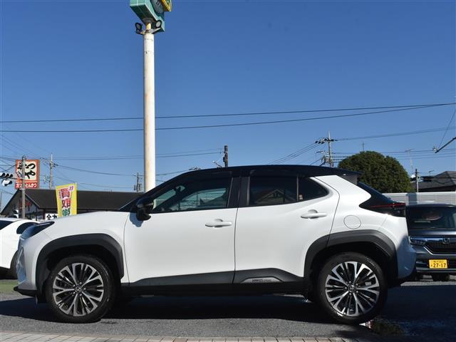 ヤリスクロス Ｚ　ハンズフリーパワーバックドア　ＥＴＣ２．０　ＢＬＵＥＴＯＯＴＨ　バックモニタ　ワンオーナ　横滑り防止システム　追従式クルーズコントロール　ＥＴＣ２．０　カーテンエアバッグ　エアコン　スマートキ－（17枚目）