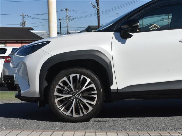 ヤリスクロス Ｚ　ハンズフリーパワーバックドア　ＥＴＣ２．０　ＢＬＵＥＴＯＯＴＨ　バックモニタ　ワンオーナ　横滑り防止システム　追従式クルーズコントロール　ＥＴＣ２．０　カーテンエアバッグ　エアコン　スマートキ－（19枚目）