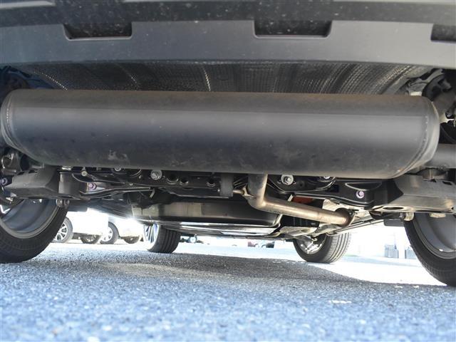 ＮＸ ＮＸ３５０ｈ　カラーヘッドアップ　ＢＳＭ　ＥＴＣ２．０　スマートキー　プリクラッシュセーフティ　フルセグＴＶ　ＡＣＣ　Ｂｌｕｅｔｏｏｔｈ　Ｐバックドア　オートライト　サイドエアバッグ　パノラマＭ　メモリーナビ（8枚目）