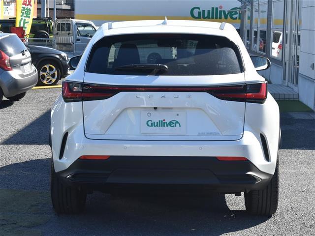 ＮＸ ＮＸ３５０ｈ　カラーヘッドアップ　ＢＳＭ　ＥＴＣ２．０　スマートキー　プリクラッシュセーフティ　フルセグＴＶ　ＡＣＣ　Ｂｌｕｅｔｏｏｔｈ　Ｐバックドア　オートライト　サイドエアバッグ　パノラマＭ　メモリーナビ（22枚目）