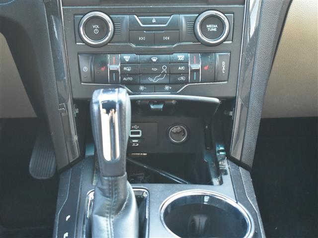 エクスプローラー XLT エコブースト 前席パワーシート シートヒーター (30枚目)