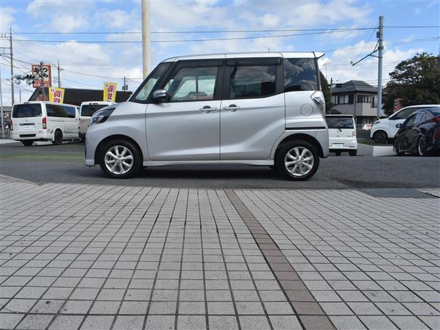 デイズルークス ハイウェイスター Xターボ ワンオーナー エマブレ パーソナルテーブル Bluetooth音楽 DVD再生可 ナビ・TV 左側パワスラ 地デジ サイドエアバック Wエアバック アイドリングSTOP ワンオーナー Aライト ABS(36枚目)