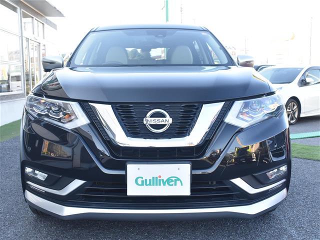 エクストレイル モード・プレミア　ハイコントラストインテリア　９インチナビ　アラウンドビュー　ＥＴＣ　アイドリングストップ　パワーウィンドウ　フルセグＴＶ　衝突被害軽減システム　ＬＥＤヘッドランプ　レザーシート　４ＷＤ　パワーバックドア　スマートキー　ＥＴＣ（8枚目）