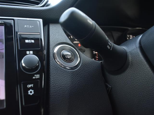 エクストレイル モード・プレミア　ハイコントラストインテリア　９インチナビ　アラウンドビュー　ＥＴＣ　アイドリングストップ　パワーウィンドウ　フルセグＴＶ　衝突被害軽減システム　ＬＥＤヘッドランプ　レザーシート　４ＷＤ　パワーバックドア　スマートキー　ＥＴＣ（18枚目）