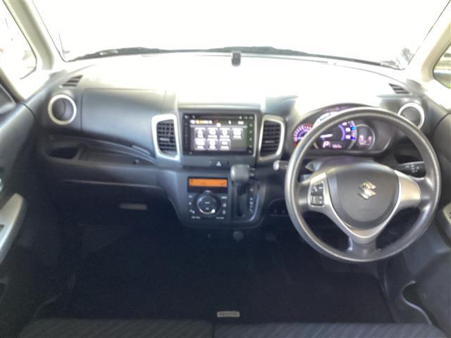 スペーシア Ｇリミテッド　純正ナビ・フルセグＴＶ・Ｂｌｕｅｔｏｏｔｈ　全方位カメラ　デュアルカメラブレーキサポート　パワースライド　スマートキー２個　ビルトインＥＴＣ　運転席シートヒーター　ステアリングスイッチ　電動格納ミラー（6枚目）