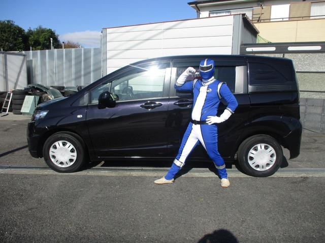 G ジャストセレクション 純正オプションサイドガーニッシュカバー ケンウッドナビ フルセグTV DVD CD ETC HIDライト ウォークスルー タイミングチェーン 車中泊 フルフラットシート(48枚目)