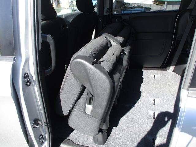 フリードハイブリッド ジャストセレクション オートクルーズコントロール スマートキー 電動スライドドア ディスプレイオーディオ ETC ECON機能 横滑り防止安全装備 ウォークスルー 3列シート7人乗り(15枚目)