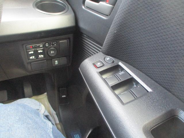 HONDA FREED SPIKE HYBRID JUST SELECTION