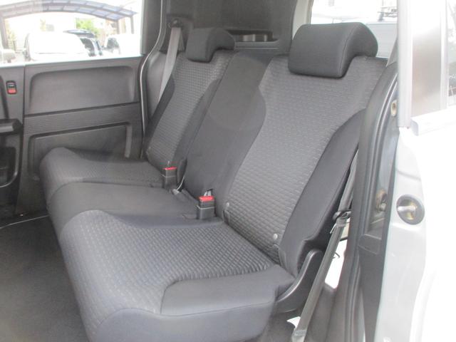 フリードスパイク G ジャストセレクション 純正オプションルーフィンサイドレール HIDライト ETC 純正ナビ TV USB 外部オーディオ接続 フルフラットシート(24枚目)