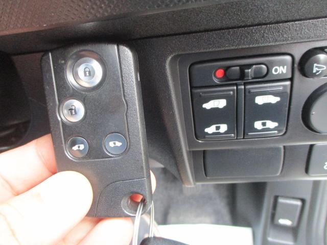 フリード G ジャストセレクション 中期モデル 両側電動スライドドア スマートキー オートクルーズコントロール ナビ ブルートゥースオーディオ TV ETC HIDライト ウォークスルー 3列シート6人乗り(8枚目)