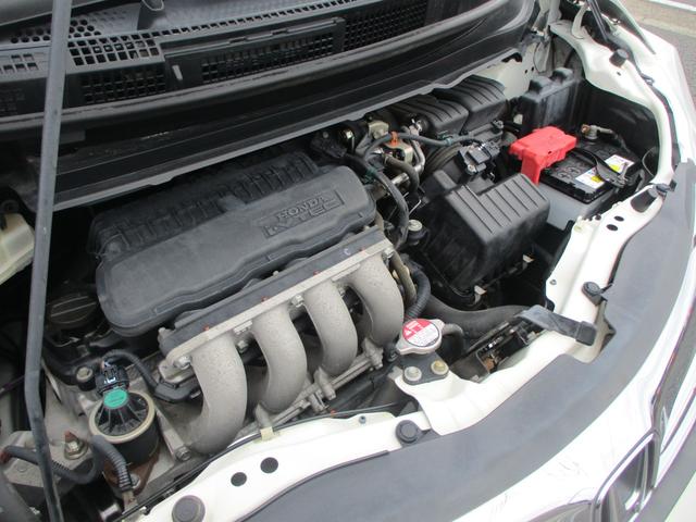 フリード G ジャストセレクション 中期モデル 両側電動スライドドア スマートキー オートクルーズコントロール ナビ ブルートゥースオーディオ TV ETC HIDライト ウォークスルー 3列シート6人乗り(49枚目)