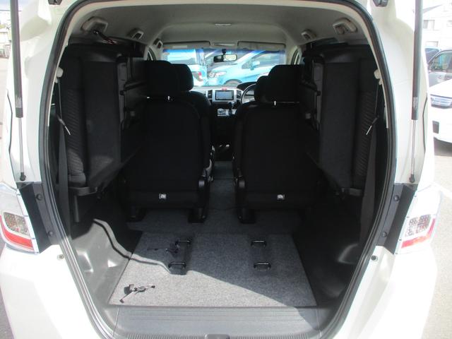 フリードハイブリッド ジャストセレクション スマートキー 電動スライドドア 純正ナビ バックカメラ ETC HIDライト オートクルーズコントロール 2列目キャプテンシートタイプ 3列シート6人乗り(12枚目)