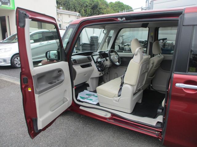 タント Ｇ　ＳＡ　後席モニター　両側電動スライドドア　スマートキー　純正ナビ　ブルートゥースオーディオ　フルセグＴＶ　ＵＳＢ　バックカメラ　ＥＴＣ（7枚目）