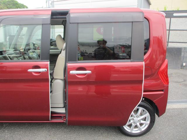 タント Ｇ　ＳＡ　後席モニター　両側電動スライドドア　スマートキー　純正ナビ　ブルートゥースオーディオ　フルセグＴＶ　ＵＳＢ　バックカメラ　ＥＴＣ（8枚目）