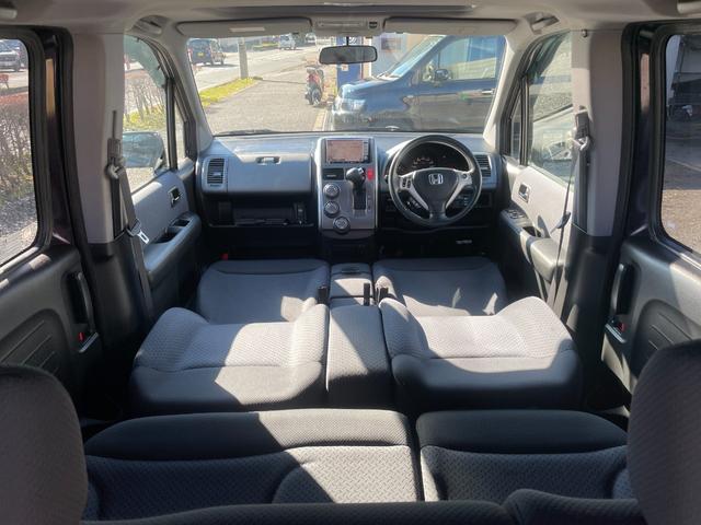 モビリオスパイク W Sパッケージ 純正OPサンルーフ 純正OPフォグライト 電動スライドドア HIDライト 7速パドルシフト ナビ バックカメラ ETC オートエアコン ベンチシート フルフラットシート(16枚目)