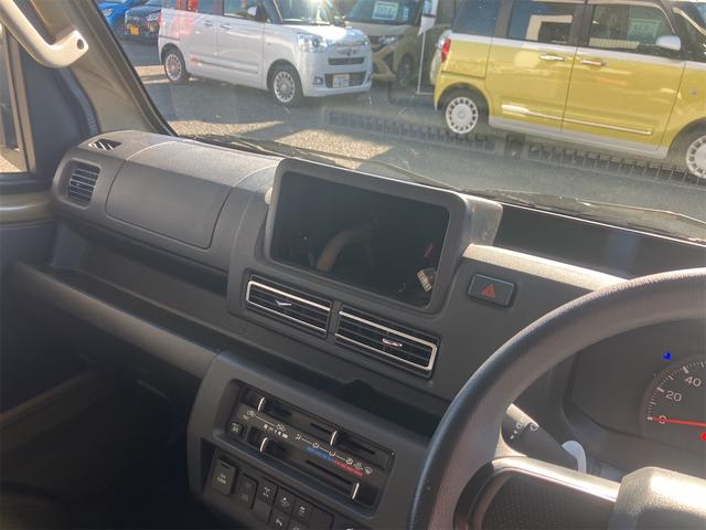 ハイゼットトラック ジャンボエクストラ 4WD 軽トラック CVT 衝突被害軽減システム クリアランスソナー スマートキー アイドリングストップ 電動格納ミラー オートライト ESC エアコン パワーステアリング パワーウィンドウ(9枚目)