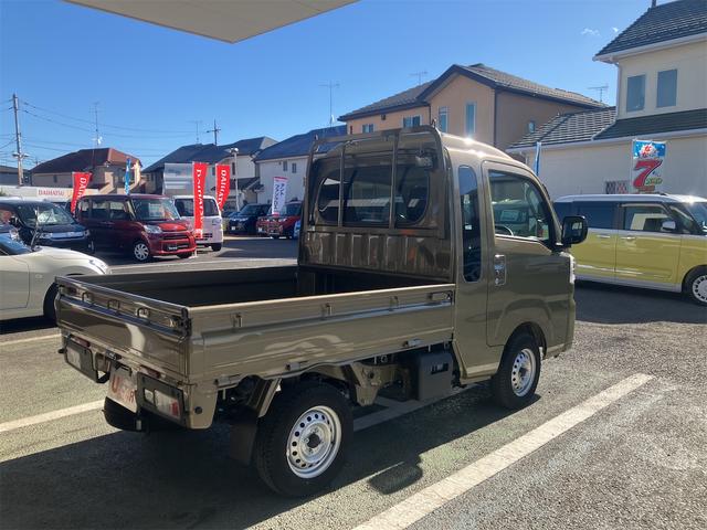 ハイゼットトラック ジャンボエクストラ 4WD 軽トラック CVT 衝突被害軽減システム クリアランスソナー スマートキー アイドリングストップ 電動格納ミラー オートライト ESC エアコン パワーステアリング パワーウィンドウ(23枚目)