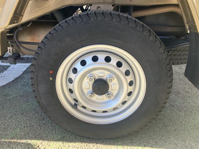 ハイゼットトラック ジャンボエクストラ 4WD 軽トラック CVT 衝突被害軽減システム クリアランスソナー スマートキー アイドリングストップ 電動格納ミラー オートライト ESC エアコン パワーステアリング パワーウィンドウ(29枚目)