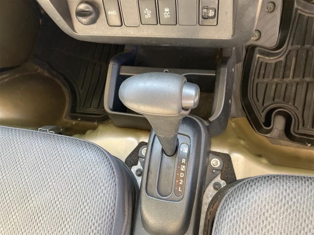 ハイゼットトラック スタンダードSAIIIt 4WD 軽トラック AT 衝突被害軽減システム ESC エアコン 運転席エアバッグ 記録簿(6枚目)