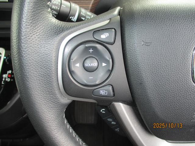 フリード＋ハイブリッド ハイブリッド・クロスターホンダセンシング　ワンオーナー　禁煙　ナビ　バックカメラ　ＥＴＣ　両側電動スライド　前後ドライブレコーダー　Ｂｌｕｅｔｏｏｔｈオーディオ　ホンダセンシング　フルセグ　ＣＤ　ＤＶＤ　レーダークルコン　両側スライドドア（8枚目）