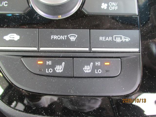 フリード＋ハイブリッド ハイブリッド・クロスターホンダセンシング　ワンオーナー　禁煙　ナビ　バックカメラ　ＥＴＣ　両側電動スライド　前後ドライブレコーダー　Ｂｌｕｅｔｏｏｔｈオーディオ　ホンダセンシング　フルセグ　ＣＤ　ＤＶＤ　レーダークルコン　両側スライドドア（10枚目）