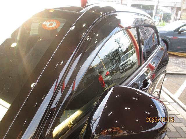 ヴェゼル e:HEVZ 管理ユーザー様下取車 ワンオーナー 4WD禁煙車 ナビ バックカメラ ETC2.0 ホンダセンシング パワーテールゲート フルセグ Bluetoothオーディオ ブルートゥースオーディオ 盗難防止装置(17枚目)