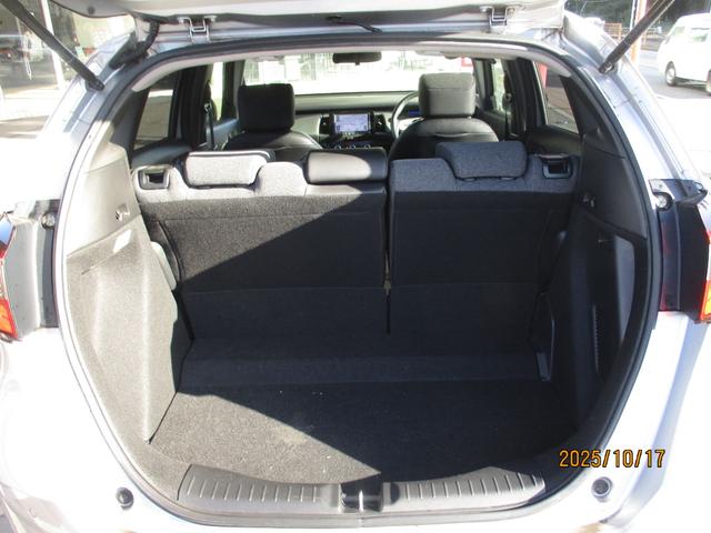 フィット e:HEVホーム 管理ユーザー様下取車 禁煙 ホンダセンシング ホンダコネクテット ナビ バックカメラ ETC Bluetoothオーディオ スマートキー ハイブリット 前後誤発進抑制機能 クリソナ 助手席エアバッグ(13枚目)