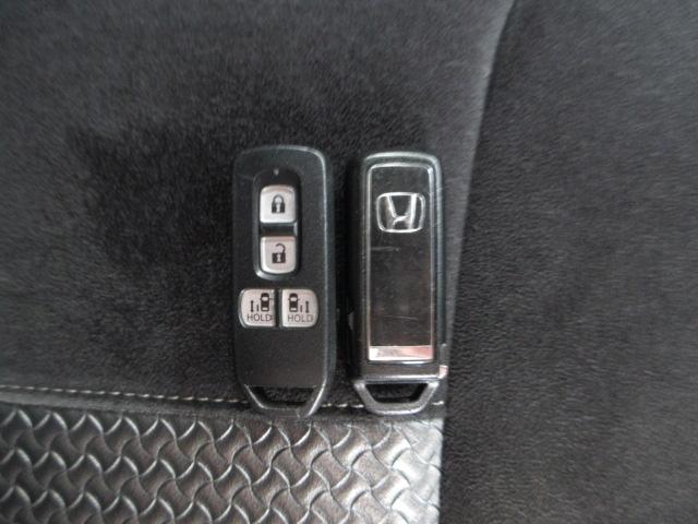 N-BOXカスタム EX HondaSENSING 前後ドラレコ メモリーナビ 両側電動ドア ETC シートヒーター Bluetooth USB 純正アルミ ワンオーナー アダプティブクルコン ブルートゥース ソナー 禁煙(17枚目)
