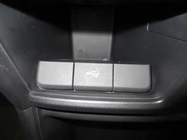 ステップワゴンスパーダ スパーダハイブリッドＧホンダセンシング　７人　ドラレコ　メモリーナビ　リアカメラ　両側電動スライドドア　ＥＴＣ　Ｂｌｕｅｔｏｏｔｈ　ＵＳＢ　純正アルミ　ドアバイザー　ＣＭＢＳ　ＬＫＡＳ　ブルートゥースオーディオ　リヤカメラ　スマキー　ＥＳＣ（13枚目）