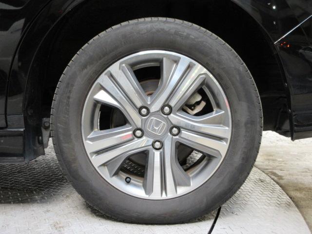 ステップワゴンスパーダ スパーダハイブリッドＧホンダセンシング　７人　ドラレコ　メモリーナビ　リアカメラ　両側電動スライドドア　ＥＴＣ　Ｂｌｕｅｔｏｏｔｈ　ＵＳＢ　純正アルミ　ドアバイザー　ＣＭＢＳ　ＬＫＡＳ　ブルートゥースオーディオ　リヤカメラ　スマキー　ＥＳＣ（31枚目）